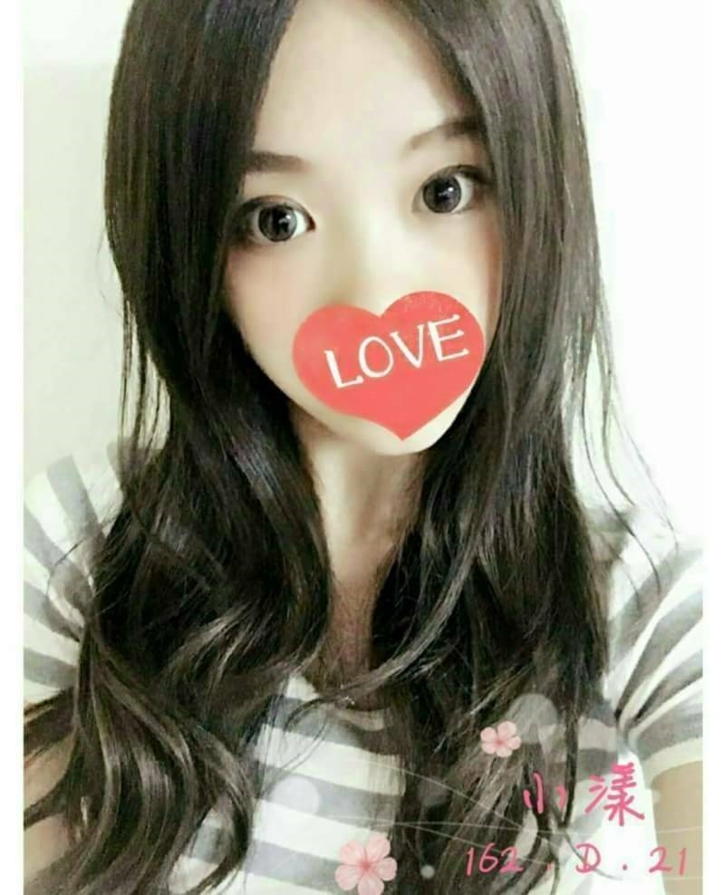 澎湖 單親媽媽 小腰 清純大奶學生妹